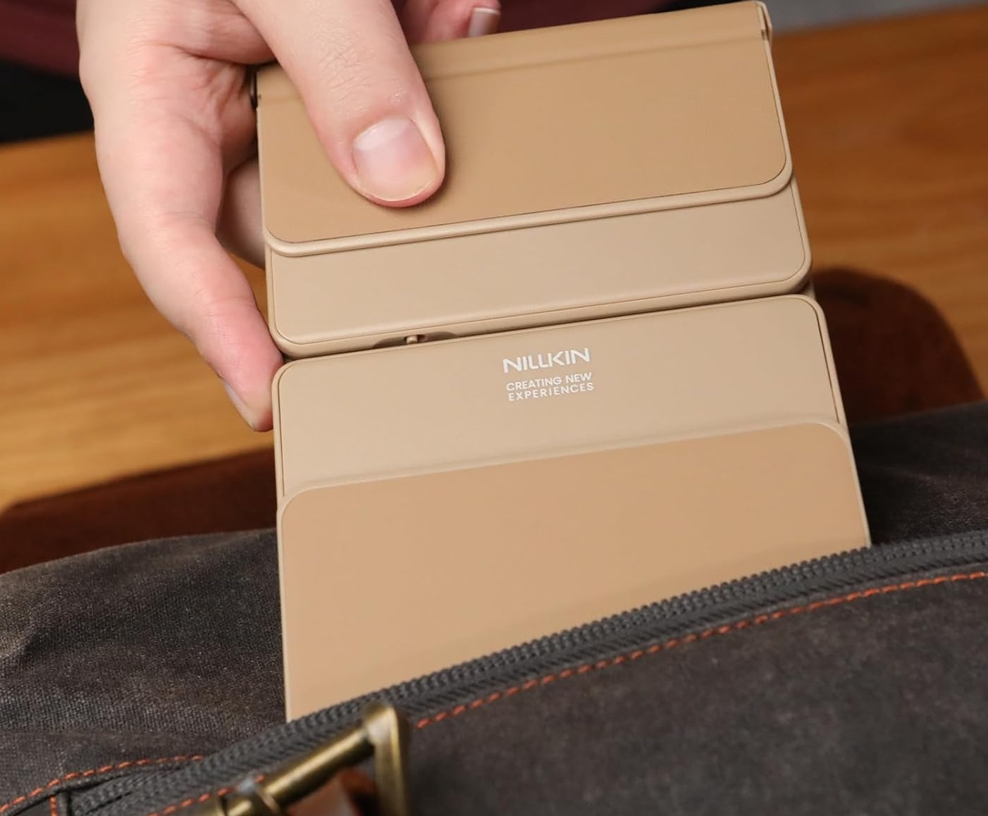 Nillkin Faltbare Bluetooth Tastatur mit Touchpad