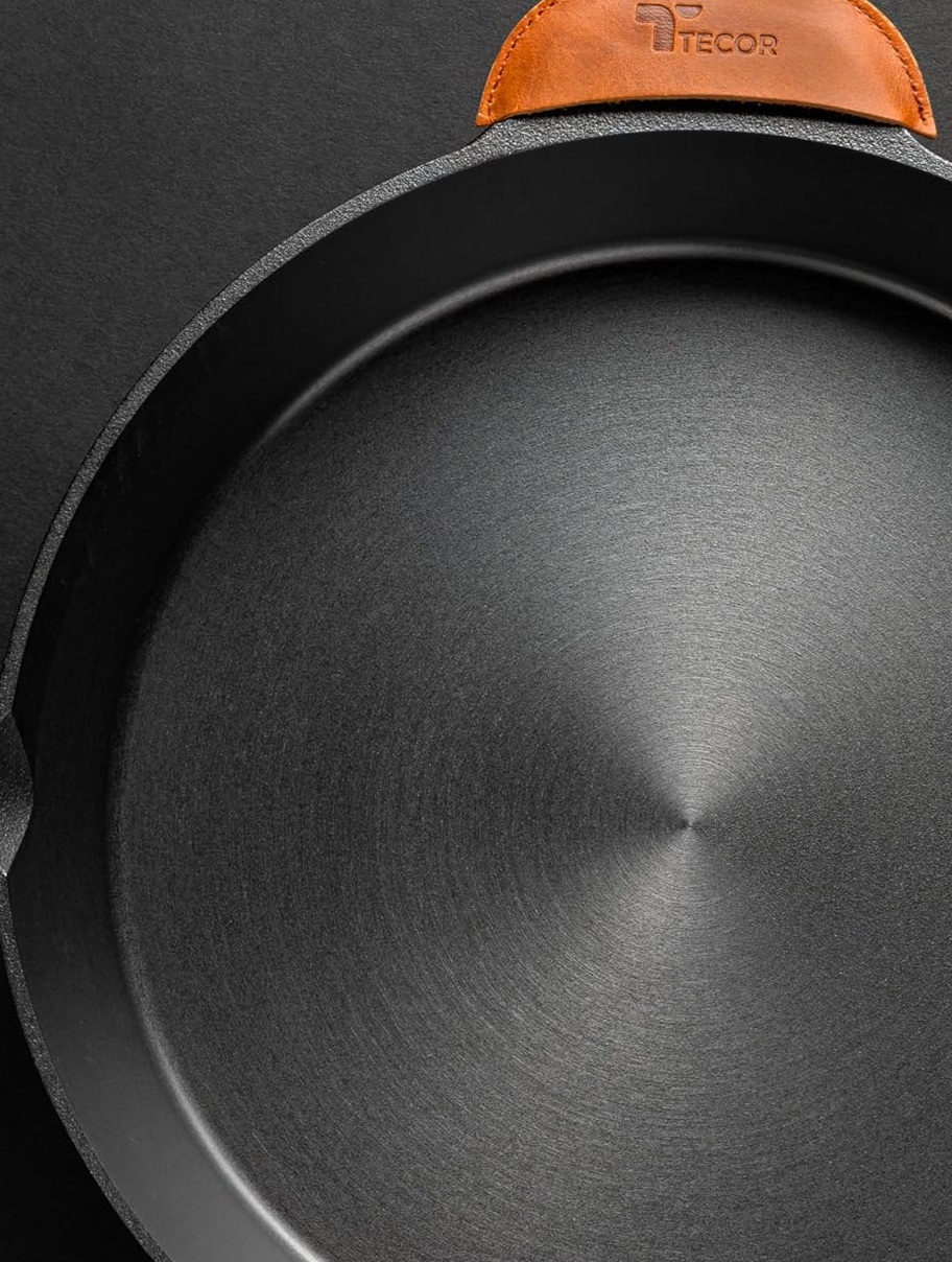 Gusseisenpfanne induktion 24 cm geschliffen, universell, natürlich