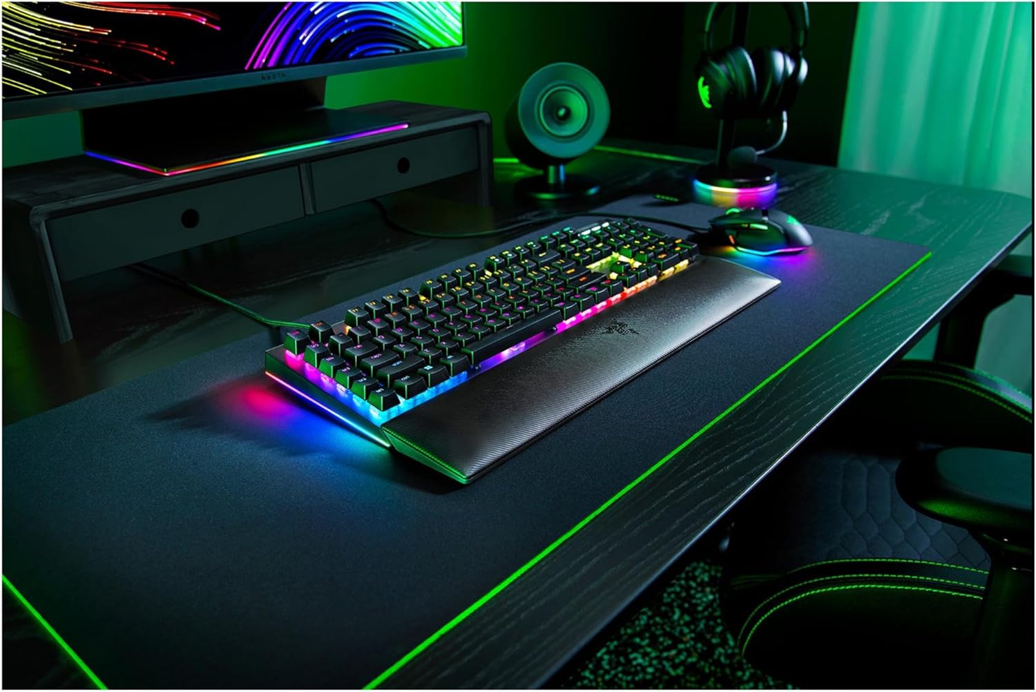 Razer BlackWidow V4 - Mechanische Gaming-Tastatur Chroma RGB